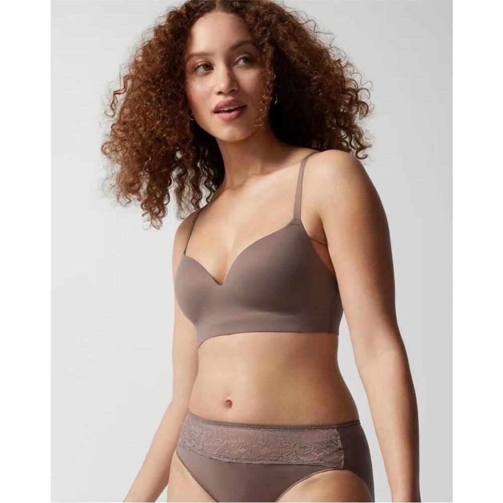 Soma Enbliss Wireless Bra Taupe